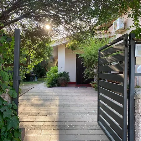 Exclusive Sardinian 300 Mt From The Villa *